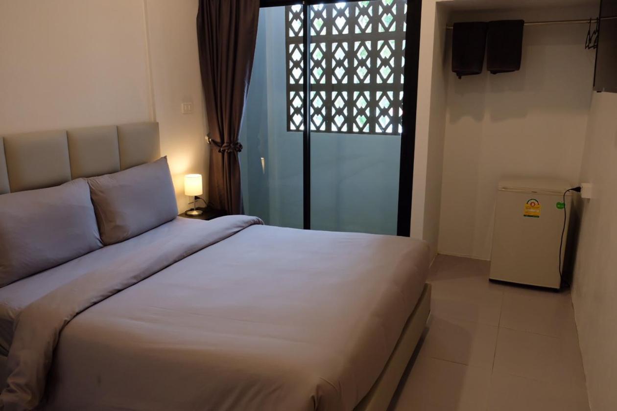 Minimal House (adults Only) Albergue